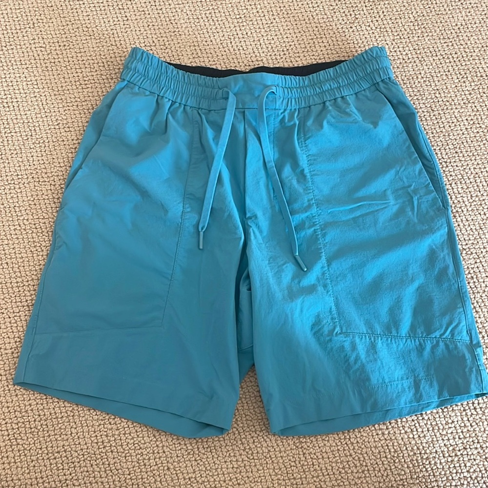 Lululemon - Men’s Bowline Ripstop Short - Sz M